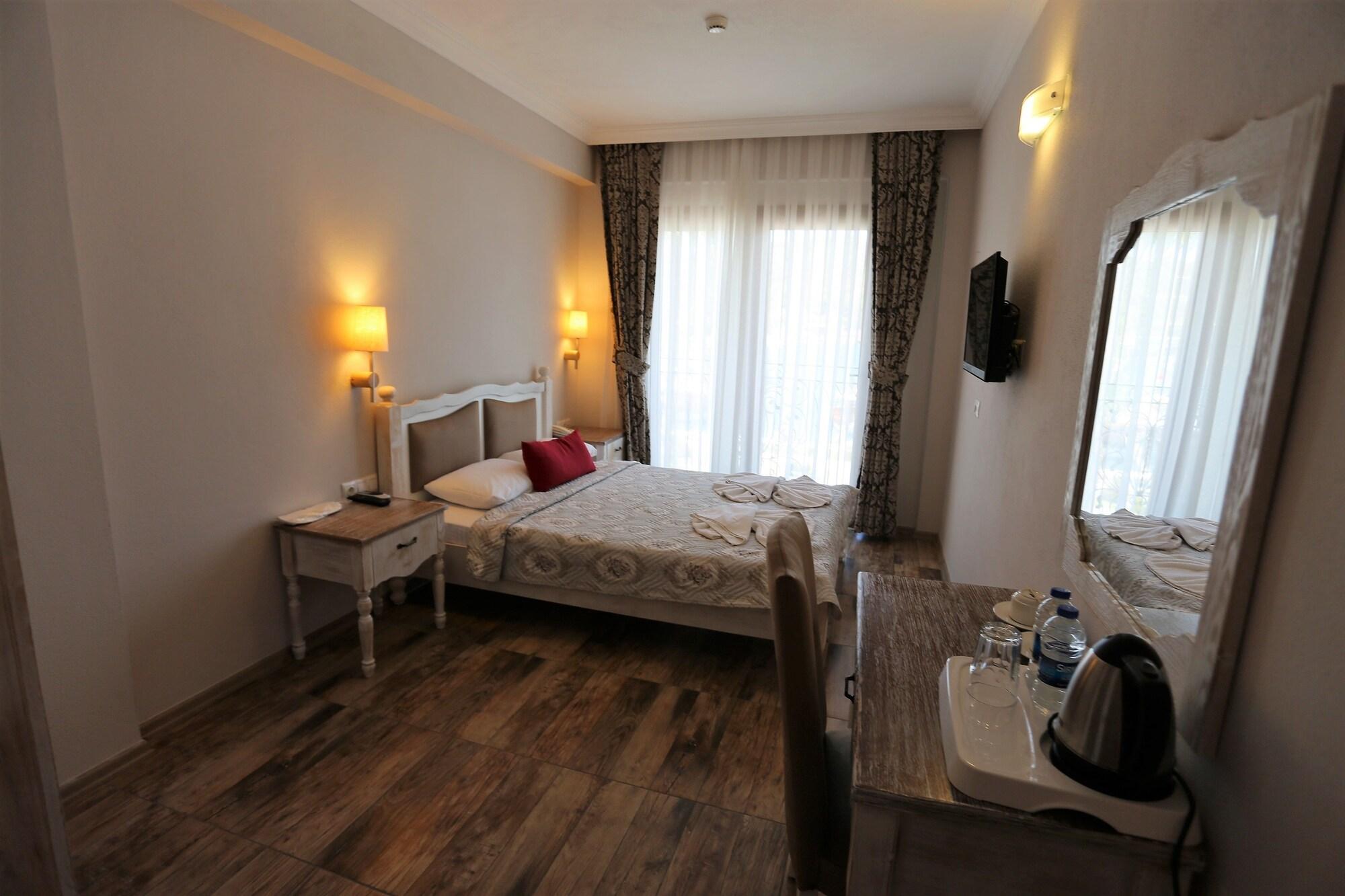Cennet Life Hotel Fethiye Bagian luar foto